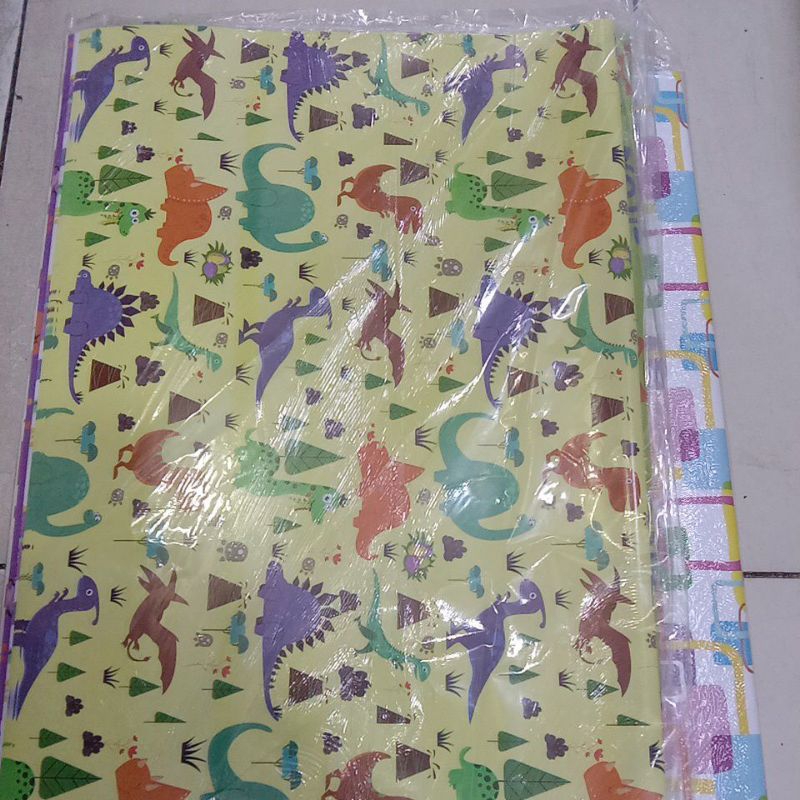 

kertas kado isi 50 lembar