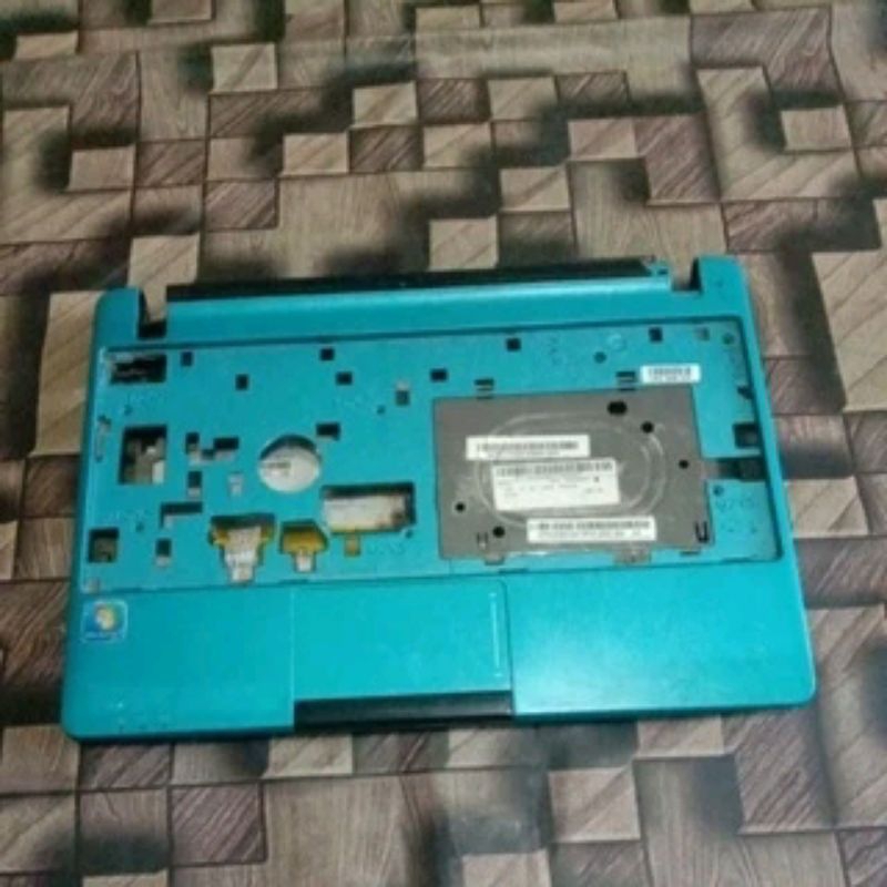 Casing Case Bawah Tempat Keyboard Acer Aspire One 722