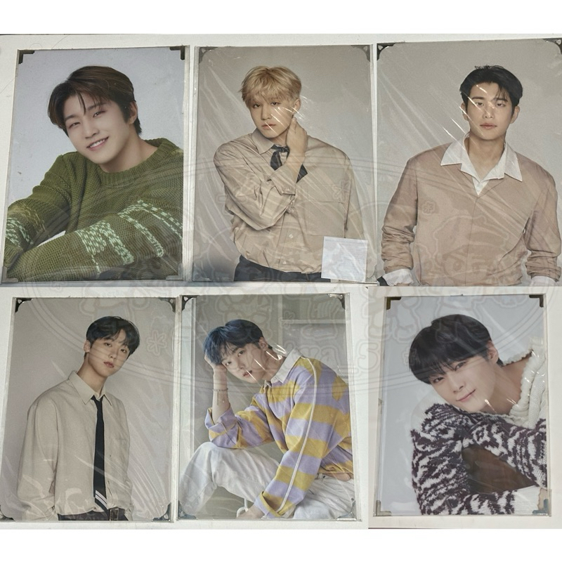 Photocard official astro A4 merchandise roroha popup store