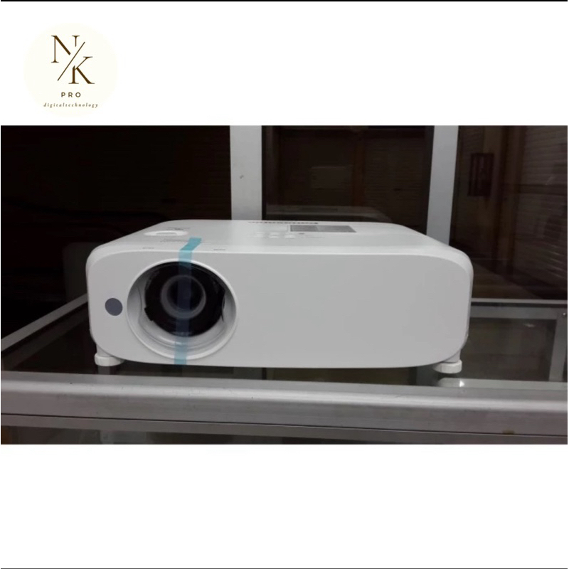 Panasonic Pt vw540 / proyektor panasonic pt vw540 5500 lumen WXGA