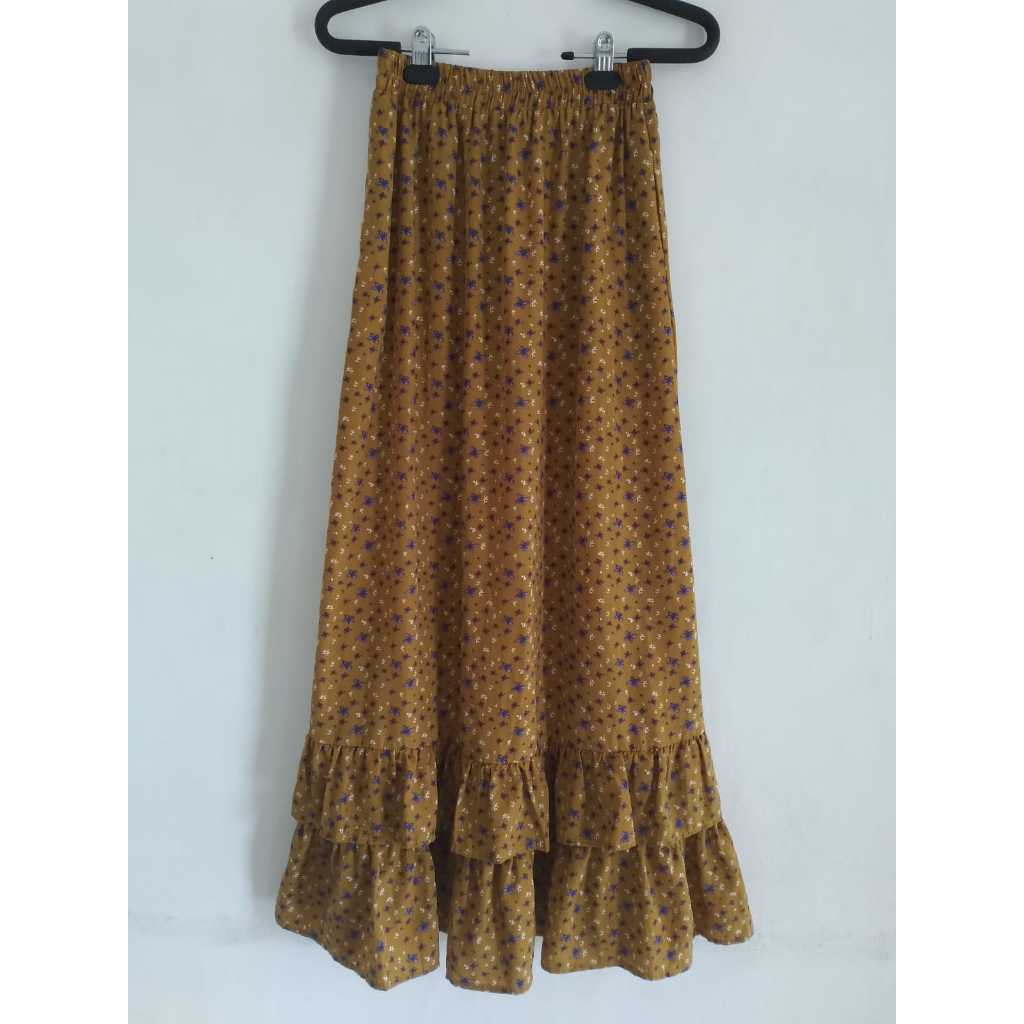 Rok Panjang motif Bunga warna Kuning Preloved 02