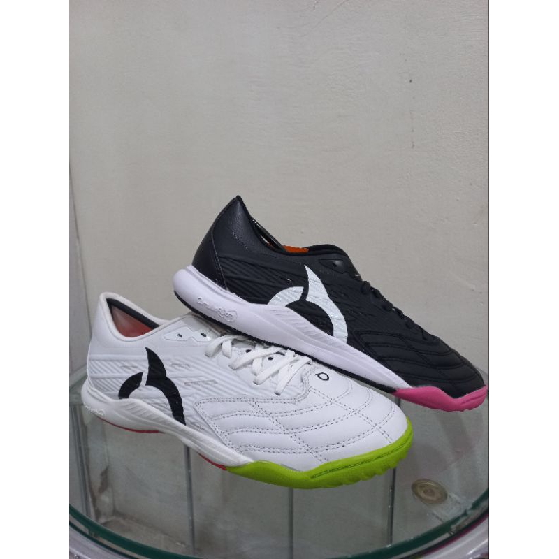 Sepatu Futsal Ortuseight Catalyst Vision V4 In Kulit Kanguru