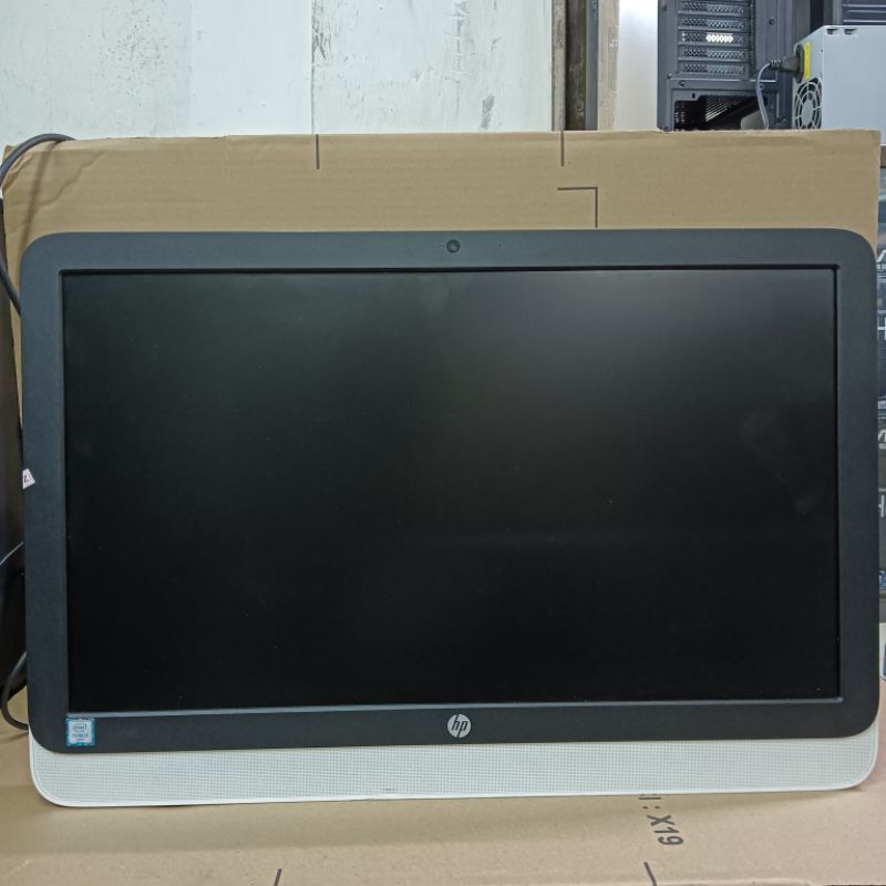 PC All In One HP Core i5 6400 RAM 4GB HDD 1TB Layar 23 INCH