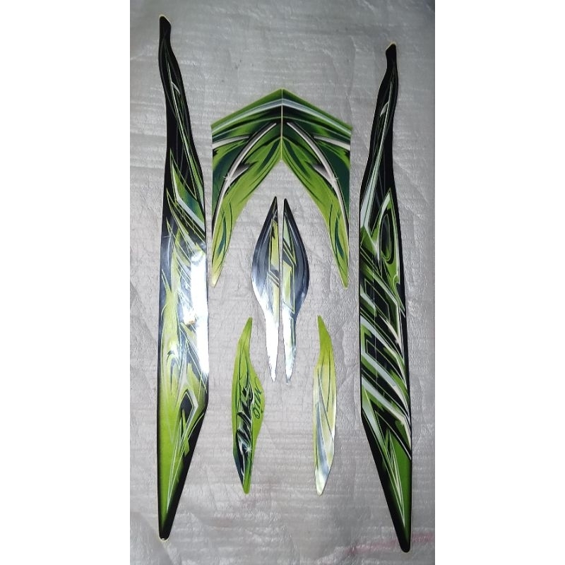 Striping stiker body kanan kiri full set Mio soul tahun 2011 warna hitam hijau original AAJ