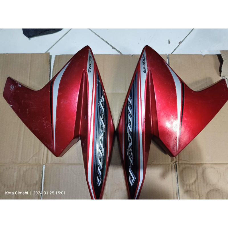 Cover Sayap Tangki /Kuping sayap tangki Yamaha Vixion New NVL 1PA
