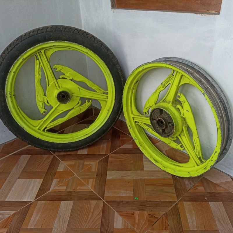 pelek velg racing ring 18 Mitsuyo Jaguar Japan pnp Yamaha rx series rxs spesial king rxz RZR