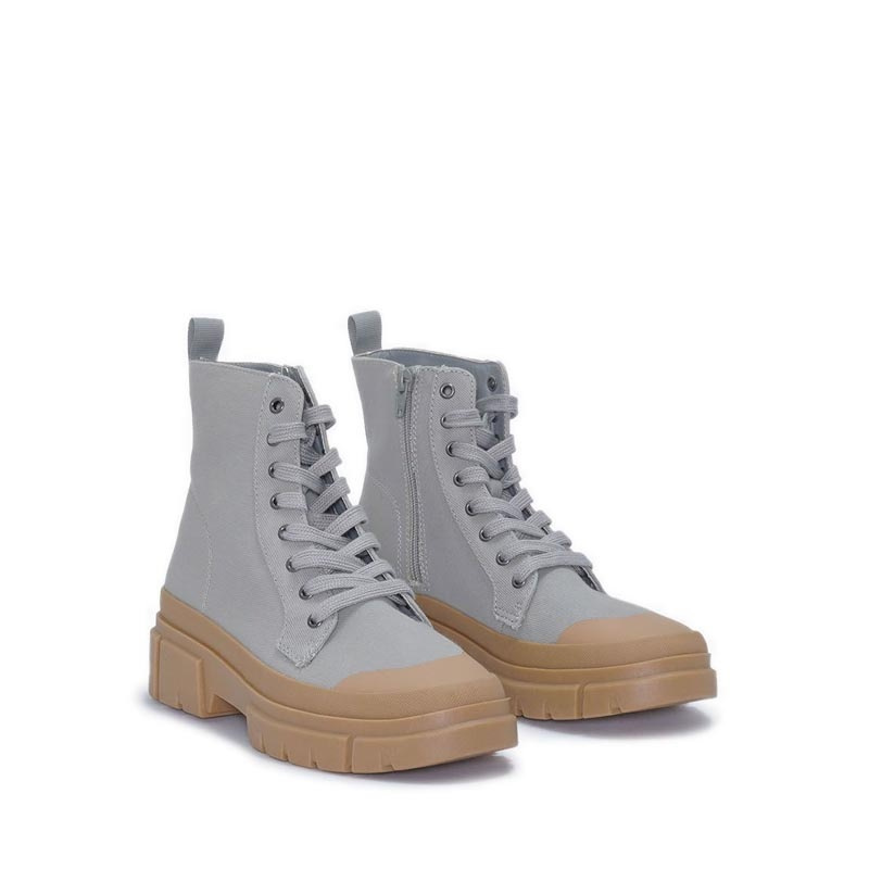 PAYLESS - CLUB CULTURE WOMENS VINTER BOOTS LIGHT GREY SEPATU SANDAL WANITA WITH BOX