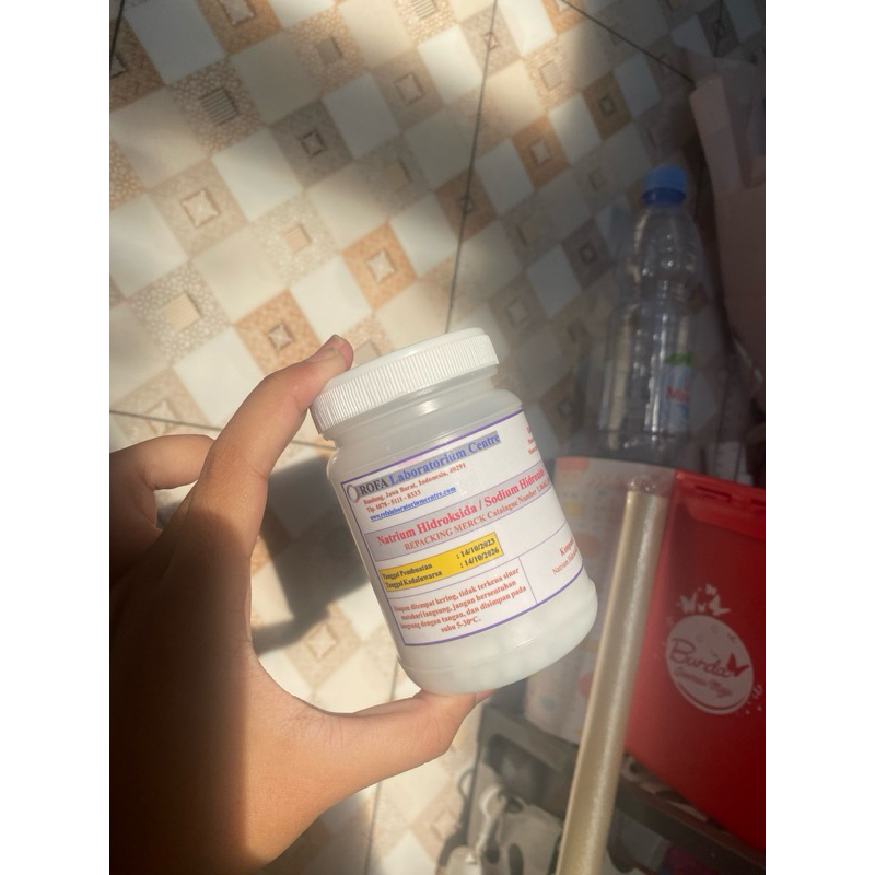 Natrium hidroksida (preloved)