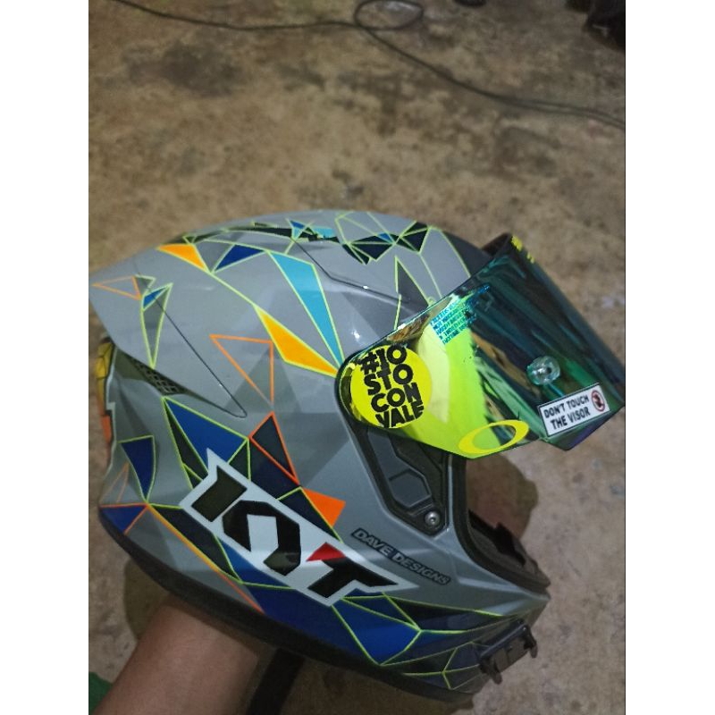 Helm KYT TTC Repaint Pol Espargaro