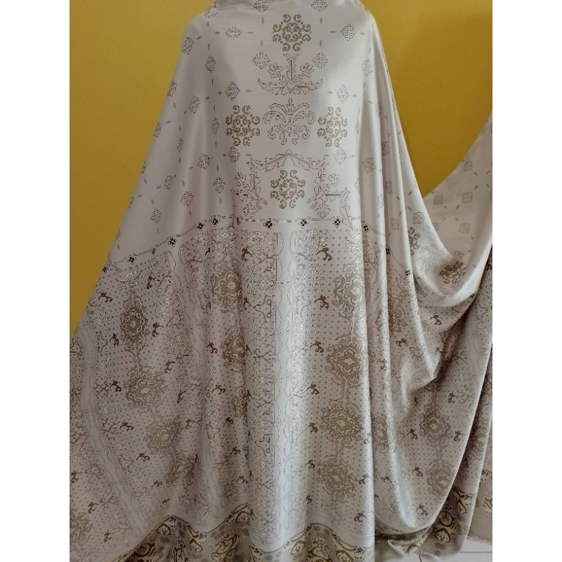 Kain Silk Dior Meteran  Motif Zearalova