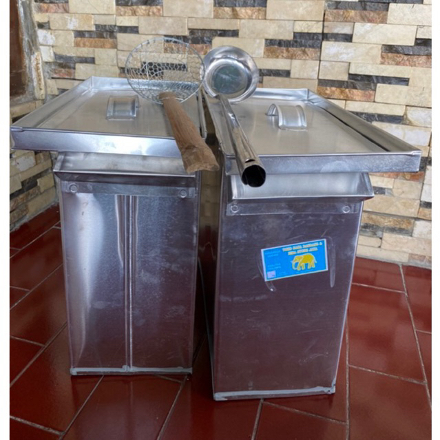 DANDANG MIE AYAM KOTAK SEKAT / DANDANG PANGSIT