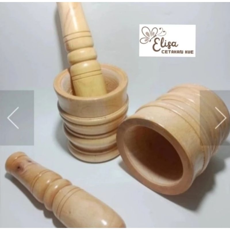 Lumpang kayu / Tumbukan jamu / Tumbukan rujak