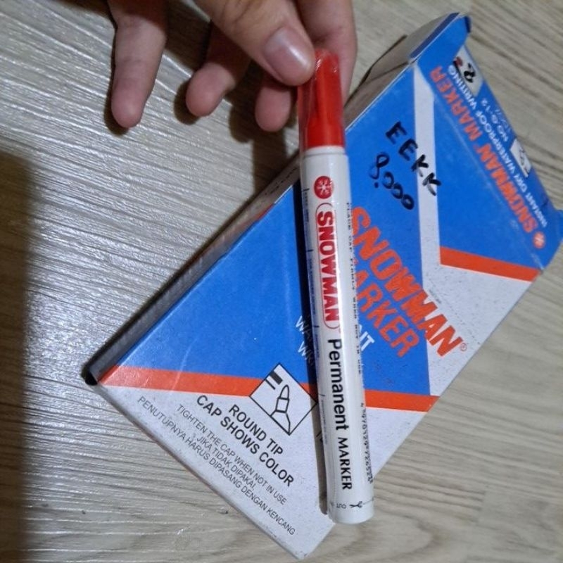 

spidol permanen merah