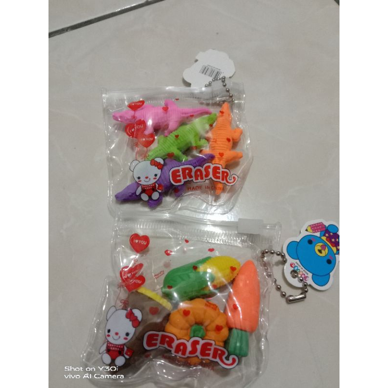 

1pack isi 4pcs penghapus karakter random