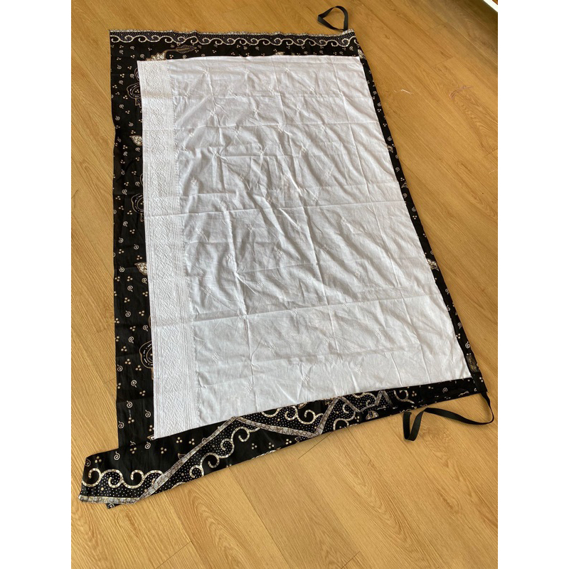 Kamen setengah jadi dewasa