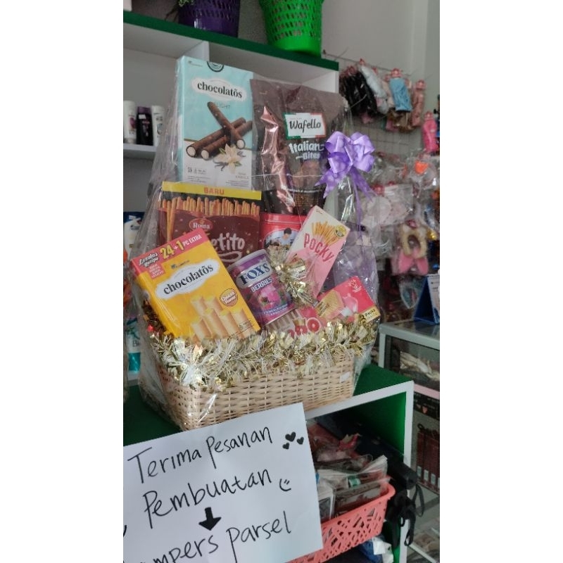 

Hampers parcel makanan