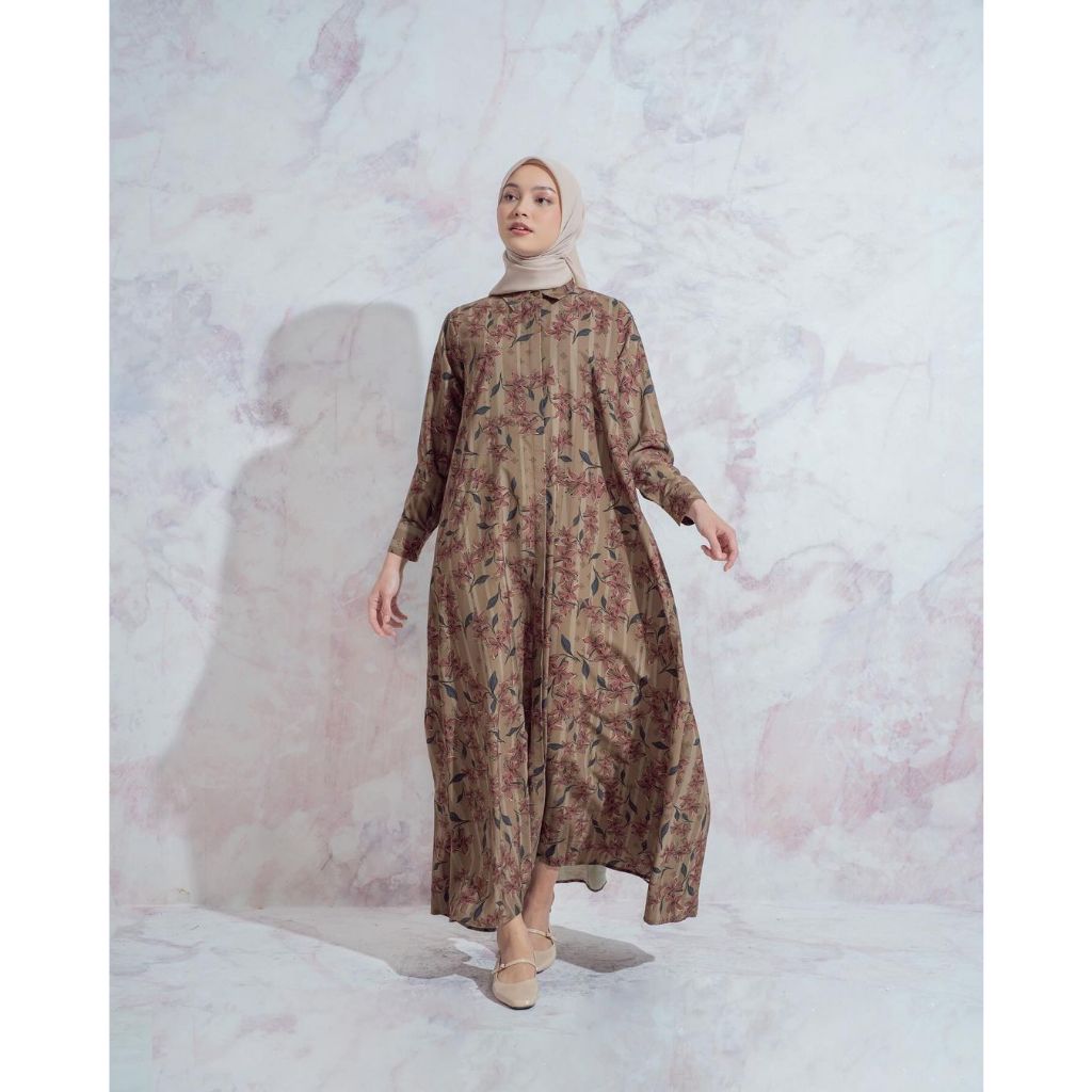 Nessa Dress Heaven Lights HL