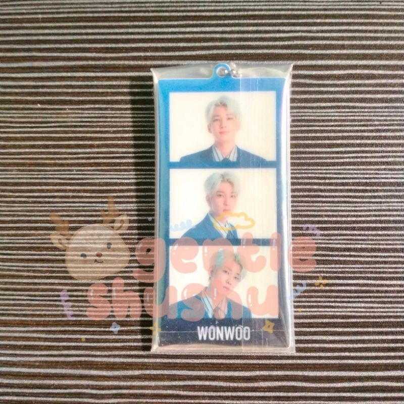 KEYCHAIN BAGCHARM WONWOO SEGA