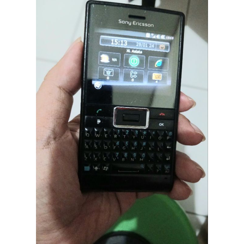 Sony Ericsson Aspen M1i PDA Windows phone Normal Jadul antik langkah.