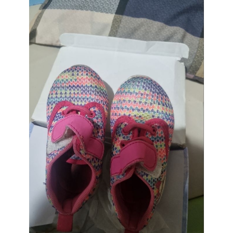 sepatu anak LOL Preloved