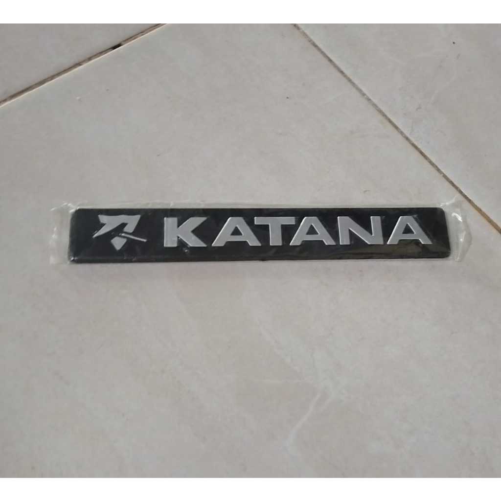 Emblem Suzuki Katana jeep / emblem logo tulisan katana / emblem katana