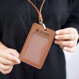 

NAME TAG/ID CARD 3 SLOT KARTU FREE LOGO CUSTOM GRAFIR