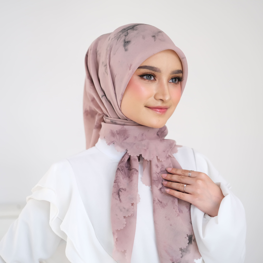 Hijab Segiempat Tie dye Motif Abstrak Laser Cit Jilbab Tie dye Matt Polycotton Bella Square Premium