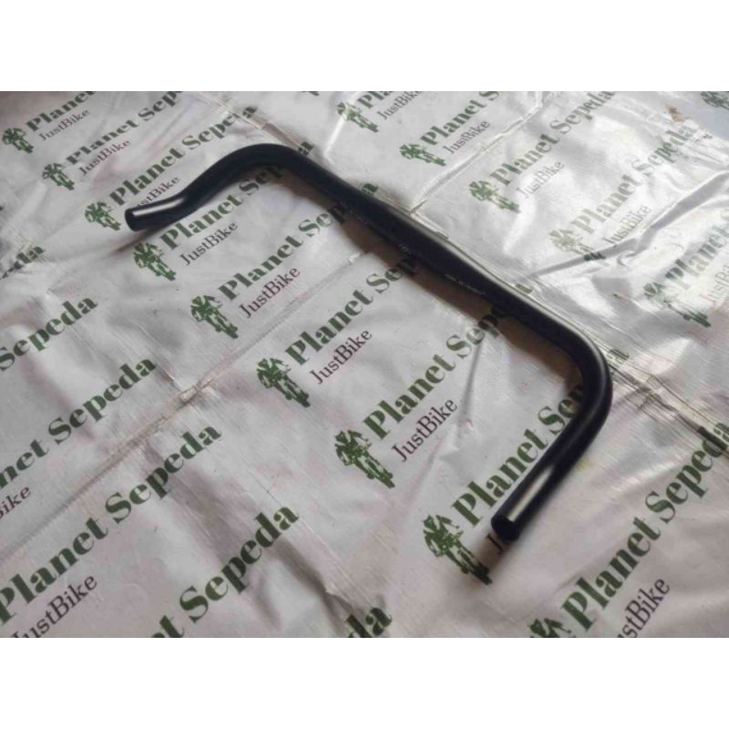 Stang Bullhorn Geleisen HB-108-8 440MM AL-70 31.8MM OS Oversize Hitam