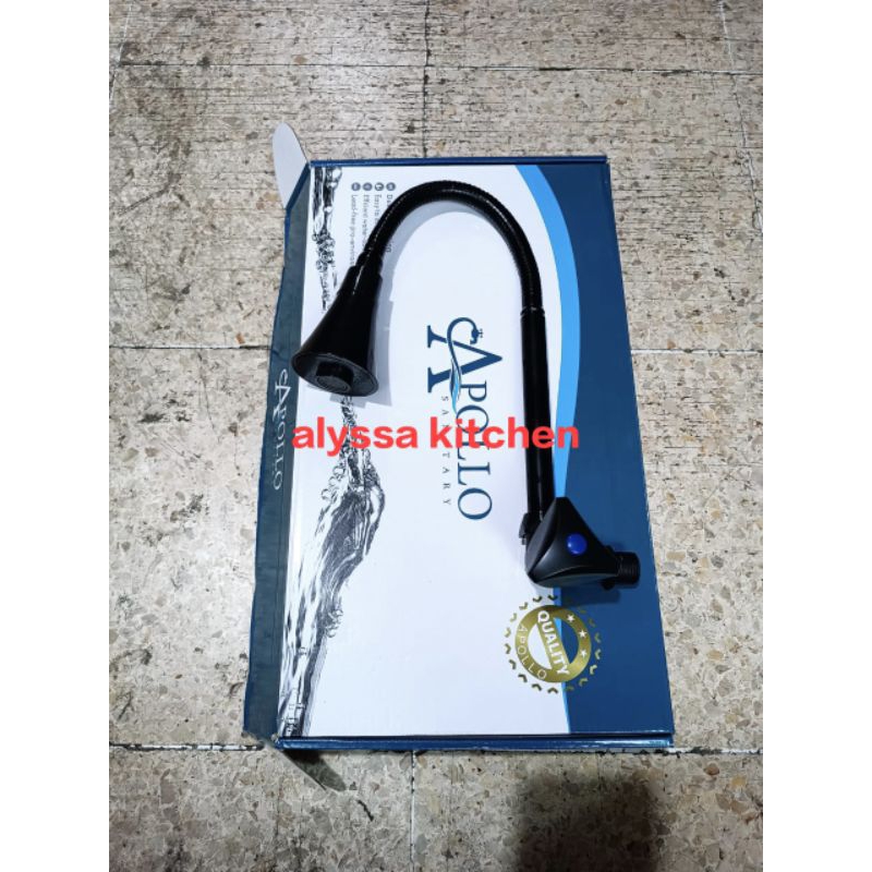 kran sink flexible tembok / kran sink terompet hitam tembok