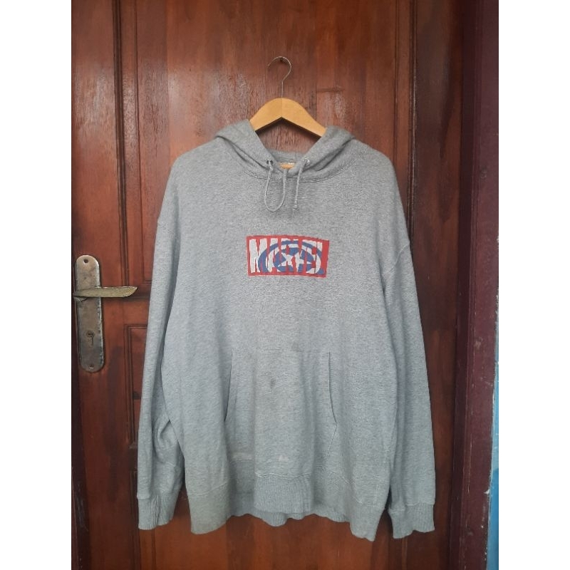 Hoodie Marvel X uniqlo_
