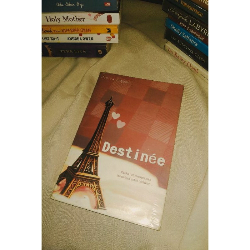 [PRELOVED] Destinee — Monica Anggen