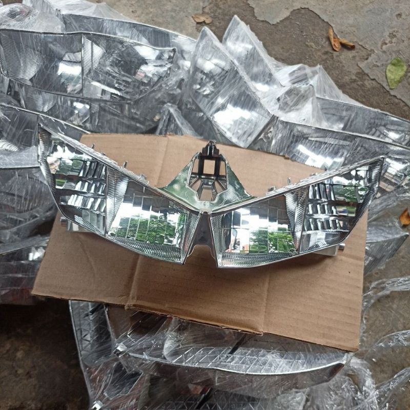 Reflektor Lampu Depan Vario 125 new