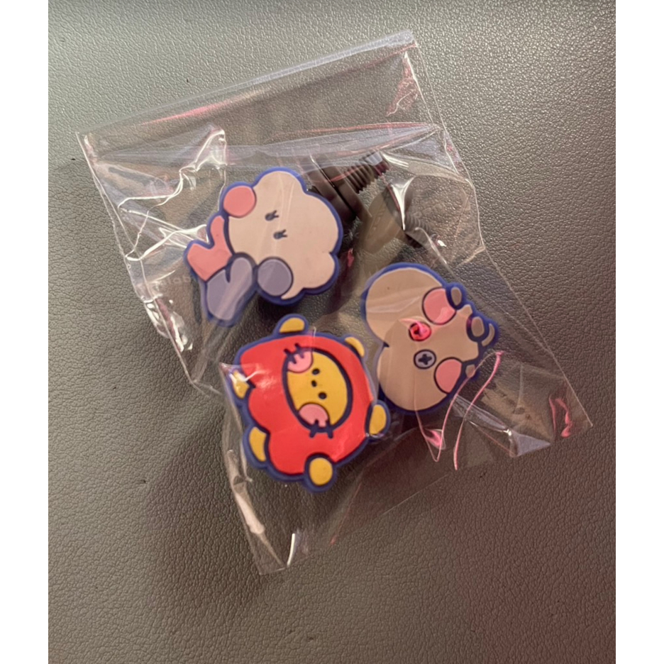 ((READY INA)) TREASURE OFFICIAL JIBBITZ CROCS TRUZ SOM LAWOO BONBON