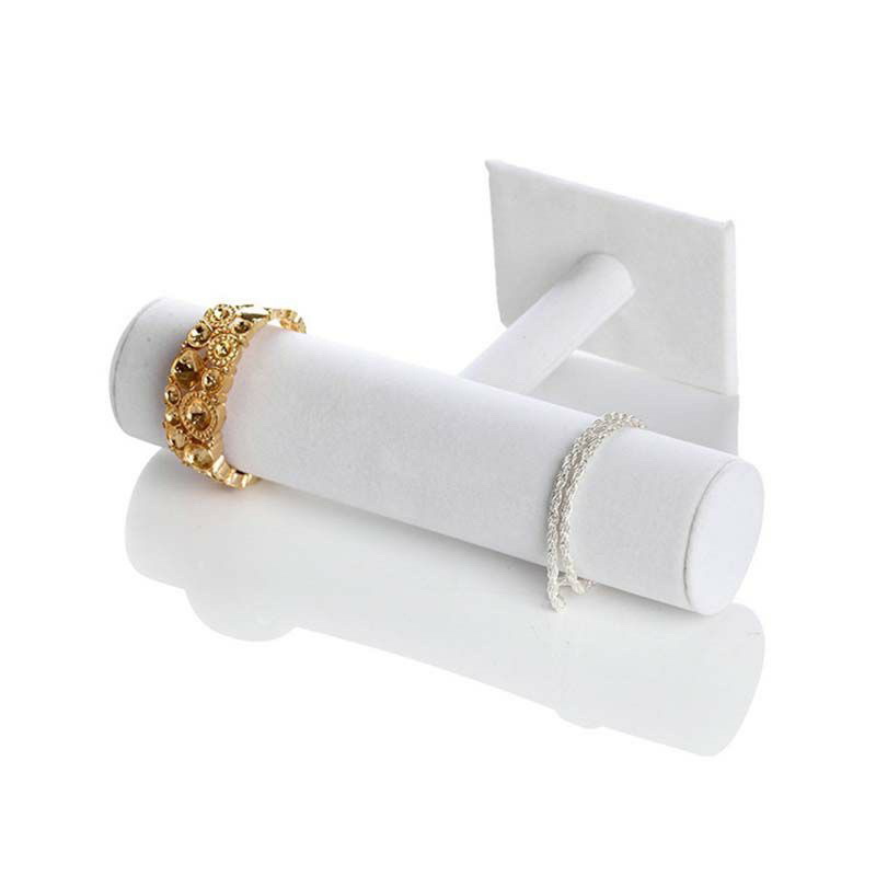 Display Pajangan Gelang Perhiasan Emas Dan Gelang Jam