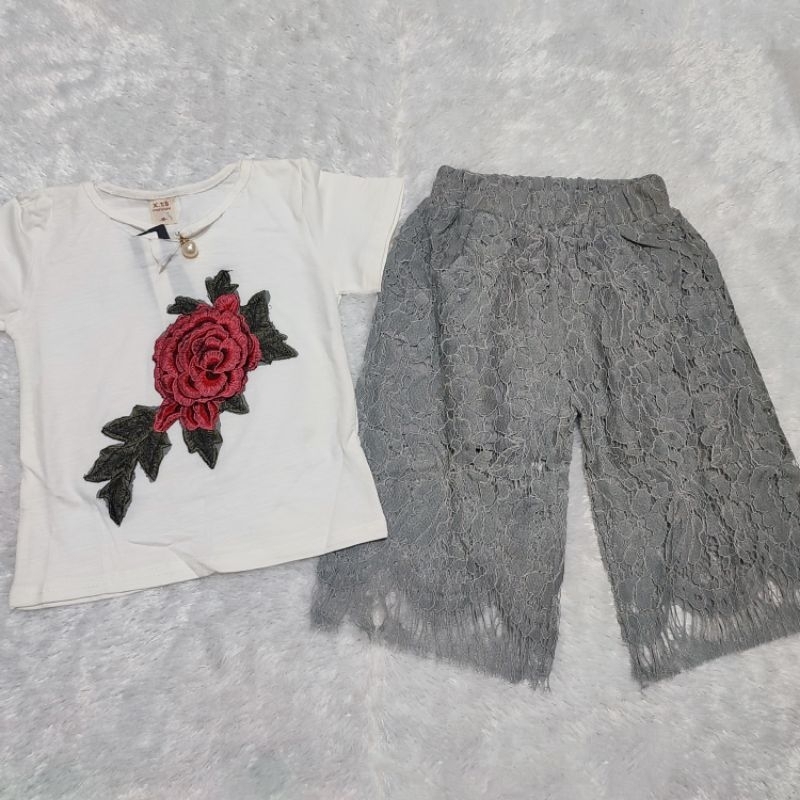 Set kaos dan celana brukat anak cantik 3 thn