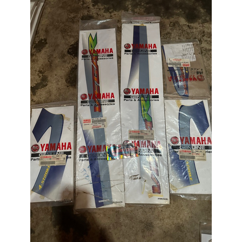 striping vega r biru original