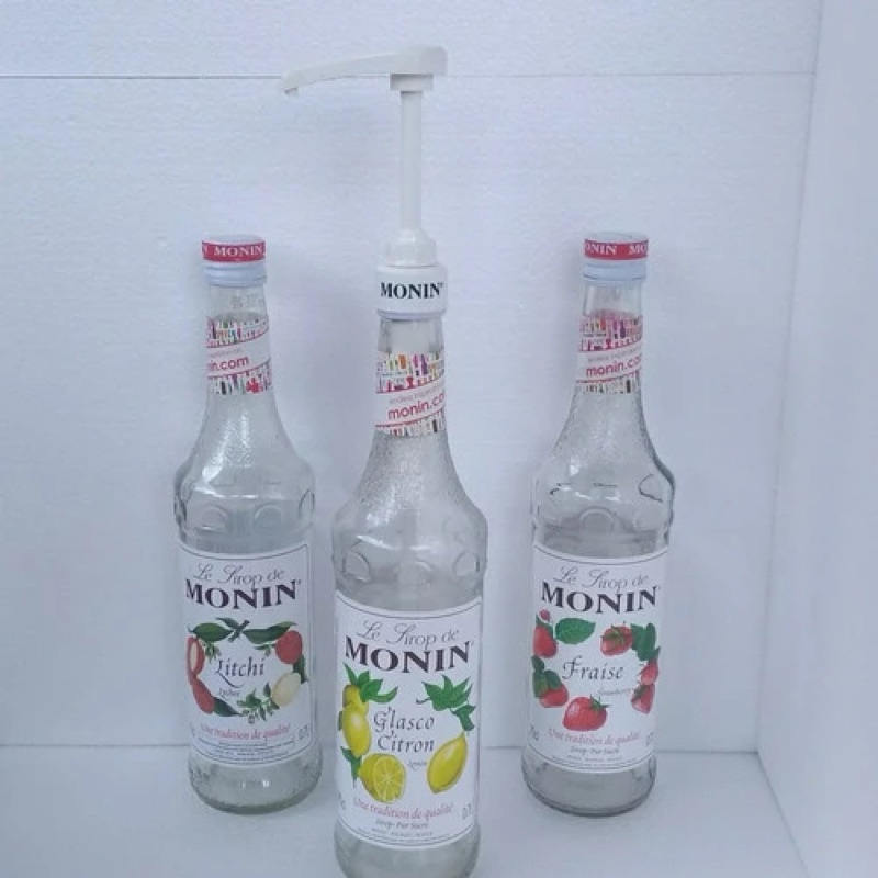 BOTOL KACA KOSONG BEKAS SIRUP MONIN ( RANDOM )