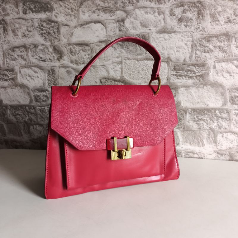 Tas handbag top handle and sling charles and keith merah