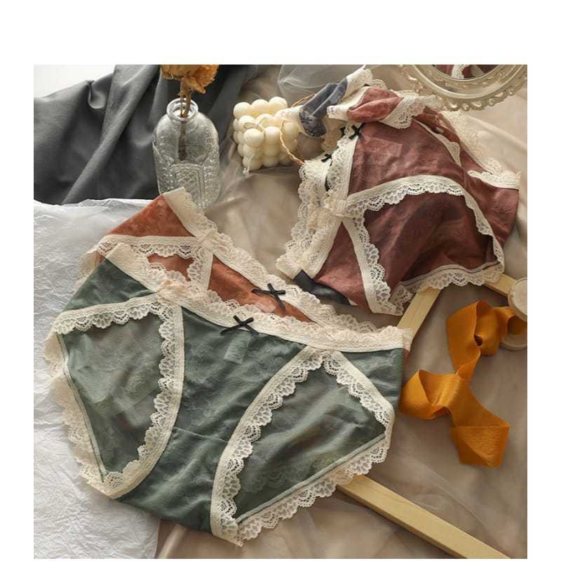 Dtree .( PAKET 1 LUSIN ) Celana dalam wanita renda sexy import / cd wanita pinggang rendah