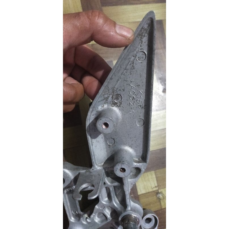 Footstep Depan Old CB 150 R Original Foot step Depan Old CB 150 R K15 Original
