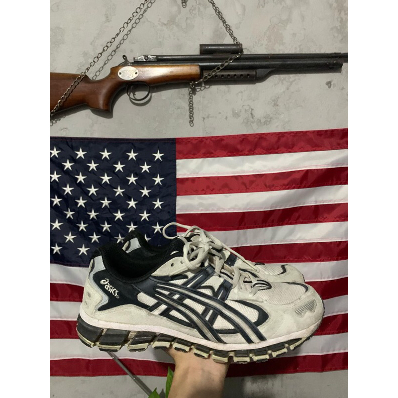 Adics gel kayano 5 360