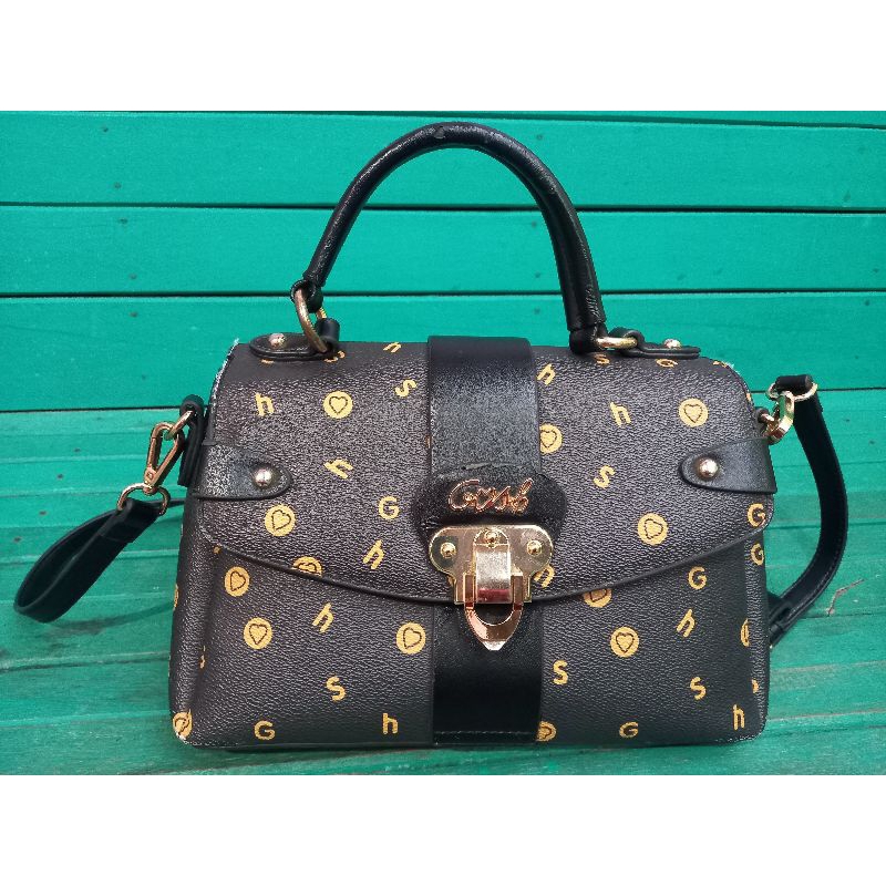 tas gosh preloved