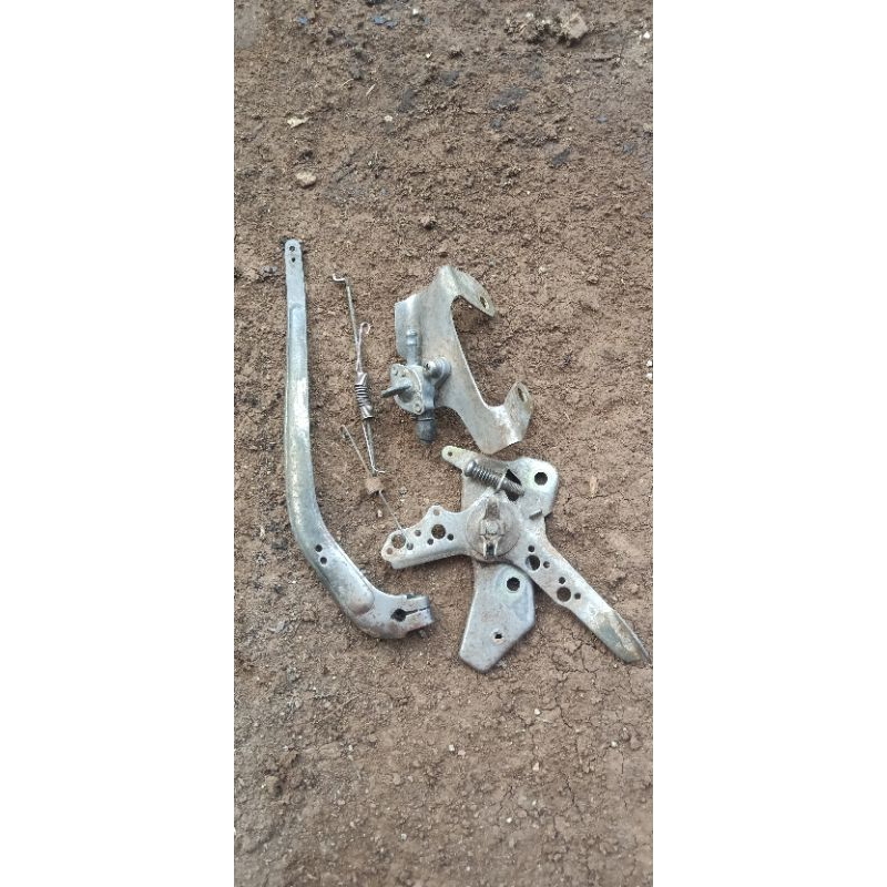 Set Tuas Gas Governor dan insulator honda g200