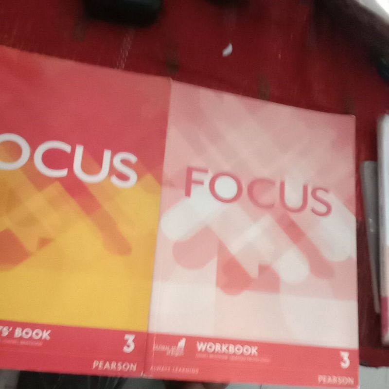 Buku Focus 3 student book and work book