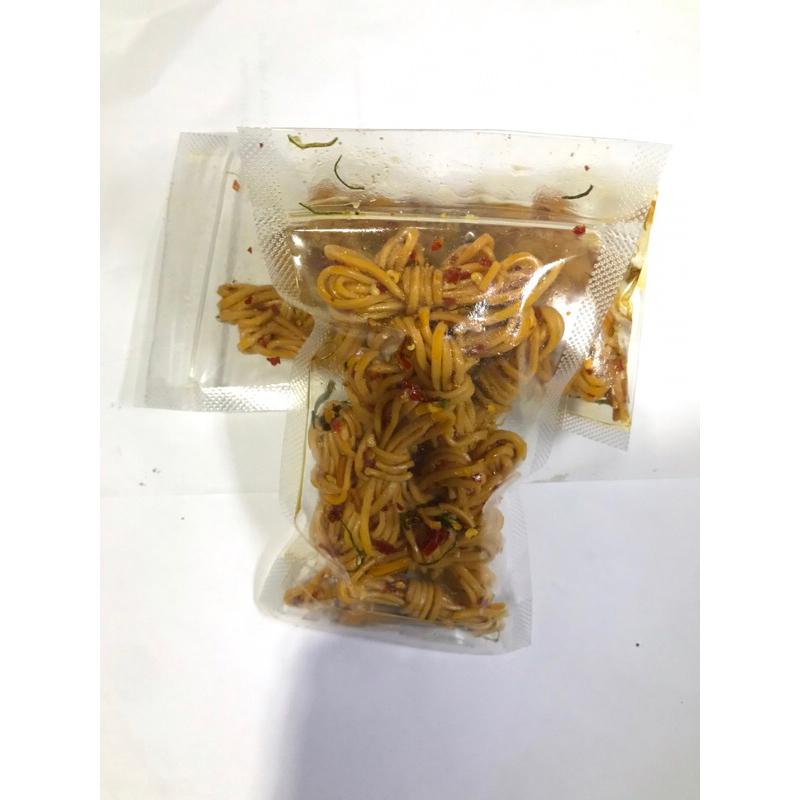 

Mie gulung pedas daun jeruk 100g Si Kamsbing