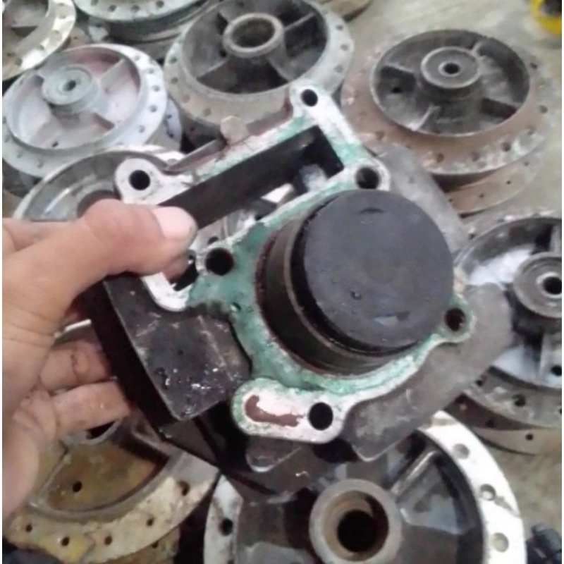 boring blok seher Yamaha Jupiter z atau Vega r kripton barang asli original copotan masih standard,,