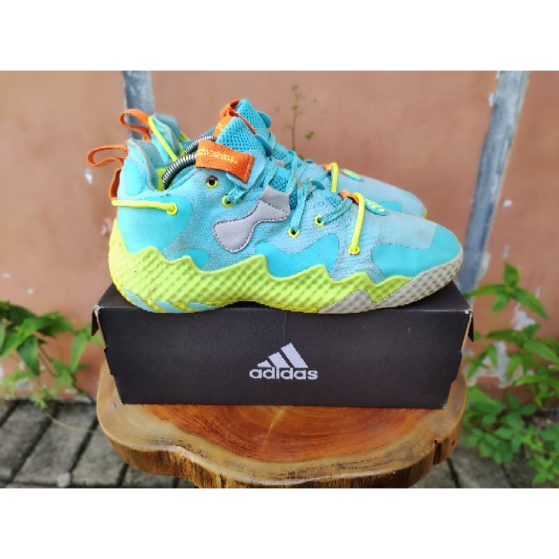 Sepatu Basket Adidas Harden Vol.6 Turquoise