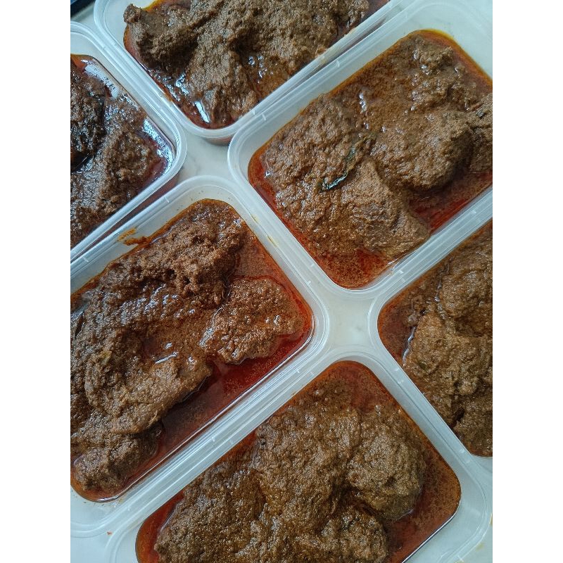 

Rendang Daging Sapi 250 gram (tidak begitu pedas)