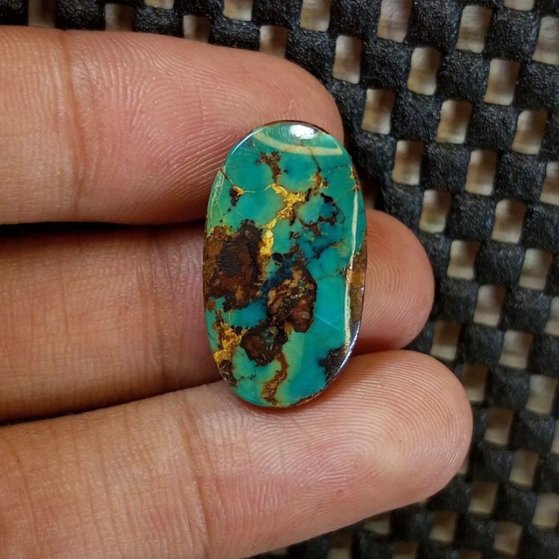 Batu Pirus Persia Hijau Tua Lawas