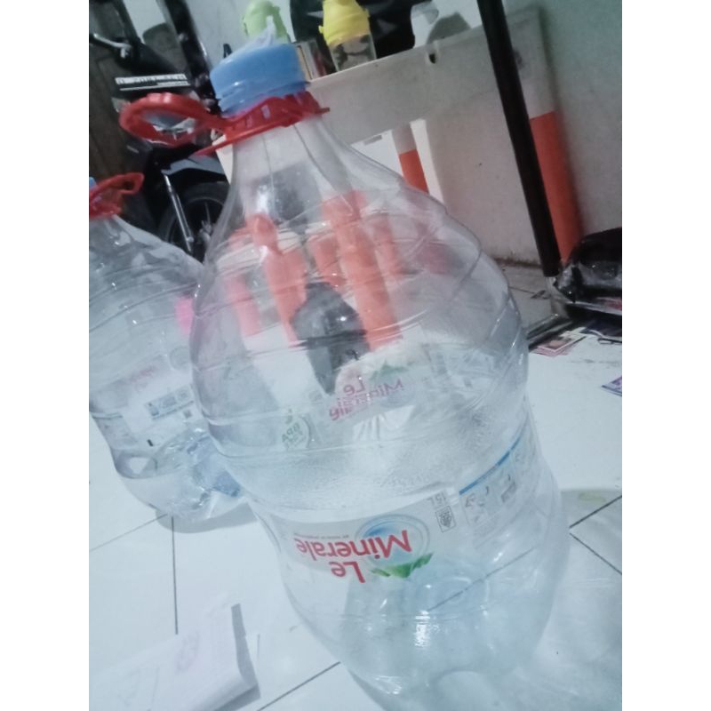 

Galon Kosong Le Minerale